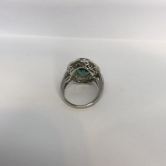 Green Stone Sterling Silver Statement Ring - Picture 5 of 5